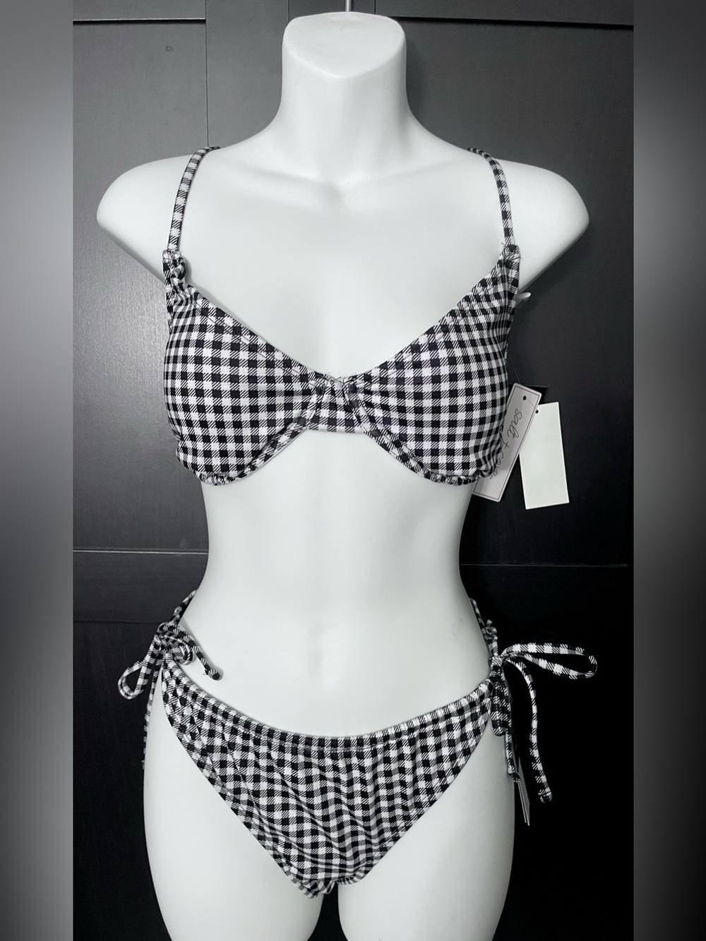 Salt + Cove ~ Macy’s Black & White Gingham Underwire Bikini NWT - XL